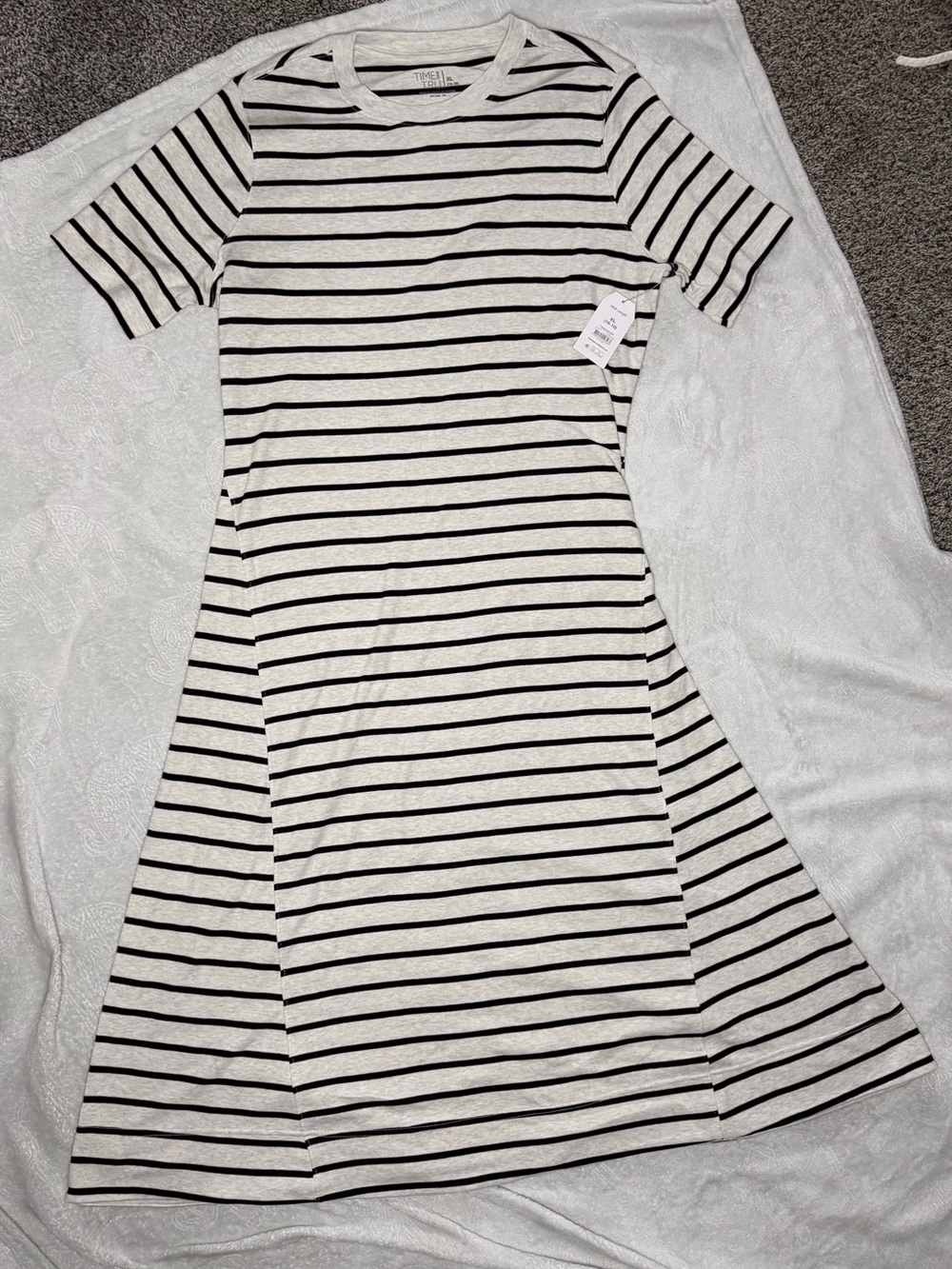 Time and Tru Black & White Striped Short-Sleeve Midi Dress